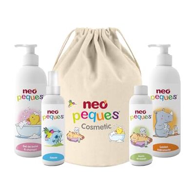 NEO PEQUES l Neceser Niño l Set de baño incluye: Gel de baño & Champú 400 ml + Loción Hidratante 400 ml + Colonia 200 ml + Aceite para masajes 200 ml NEO PEQUES l Neceser Niño l Set de baño incluye: Gel de baño & Champú 400 ml + Loción Hidratante 400 ml + Colonia 200 ml + Aceite para masajes 200 ml