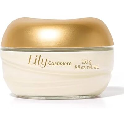 O Boticário Lily Cashmere Crema Corporal Hidratante Perfumada 250 g O Boticário Lily Cashmere Crema Corporal Hidratante Perfumada 250 g