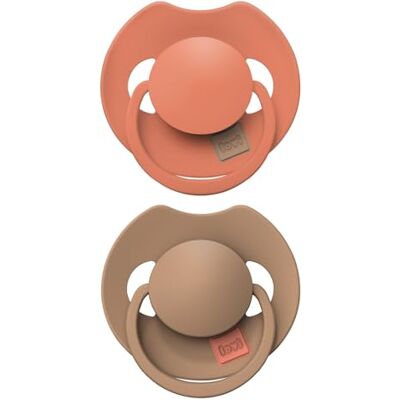 Difrax LOVI Chupete dinámico de 6 a 18 meses naranja y marrón 2 piezas Fácil de aceptar, sin BPA, siliconas de alta calidad y duraderas Difrax LOVI Chupete dinámico de 6 a 18 meses naranja y marrón 2 piezas Fácil de aceptar, sin BPA, siliconas de alta calidad y duraderas