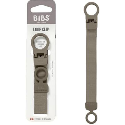 Bibs Clip para chupete Loop: elegante, operación segura con una mano, se adapta a todos los y a la mayoría de las marcas, lavable a máquina, a partir de 0 años. Dark Oak Bibs Clip para chupete Loop: elegante, operación segura con una mano, se adapta a todos los y a la mayoría de las marcas, lavable a máquina, a partir de 0 años. Dark Oak