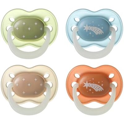 Tommee Tippee chupete NightGlow, 0-6 meses, Pack de 4, Brilla en la oscuridad, Tetina ortodóntica, Orificios adicionales, Forma simétrica, Silicona 100% sin BPA, Tonos crepusculares Tommee Tippee chupete NightGlow, 0-6 meses, Pack de 4, Brilla en la oscuridad, Tetina ortodóntica, Orificios adicionales, Forma simétrica, Silicona 100% sin BPA, Tonos crepusculares