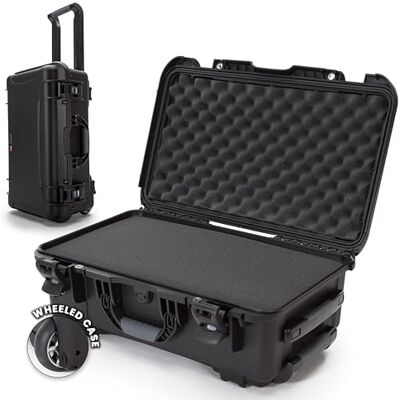 NANUK 935 Maleta Protectora Ligera e Impermeable de Resina NK-7, con Ruedas e Inserto de Espuma Personalizable (56 cm x 36 cm x 23 cm) Homologada como Equipaje de Mano (Negro) NANUK 935 Maleta Protectora Ligera e Impermeable de Resina NK-7, con Ruedas e Inserto de Espuma Personalizable (56 cm x 36 cm x 23 cm) Homologada como Equipaje de Mano (Negro)