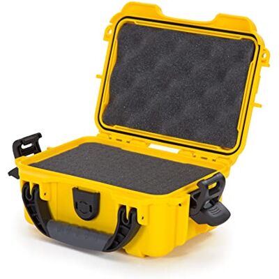 NANUK Plasticase, Inc. 903 Funda rígida Impermeable con Inserto de Espuma, Color Amarillo NANUK Plasticase, Inc. 903 Funda rígida Impermeable con Inserto de Espuma, Color Amarillo