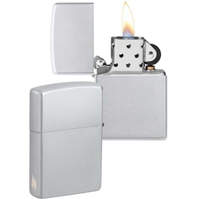 Zippo Encendedor a Prueba de Viento Diseño de Llama Cromo Satinado Recargable Reutilizable Diseño a Prueba de Viento Caja de Regalo Hecho en EEUU Exclusivo en Amazon Zippo Encendedor a Prueba de Viento Diseño de Llama Cromo Satinado Recargable Reutilizable Diseño a Prueba de Viento Caja de Regalo Hecho en EEUU Exclusivo en Amazon