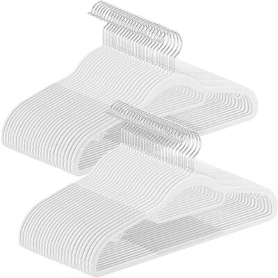 SONGMICS Juego de 50 Perchas, Perchas de Plástico, Antideslizantes, Ahorra Espacio, 0,5 cm de Grosor, 42 cm de Largo, Gancho Plata Giratorio de 360°, Blanco CRP020W05 SONGMICS Juego de 50 Perchas, Perchas de Plástico, Antideslizantes, Ahorra Espacio, 0,5 cm de Grosor, 42 cm de Largo, Gancho Plata Giratorio de 360°, Blanco CRP020W05