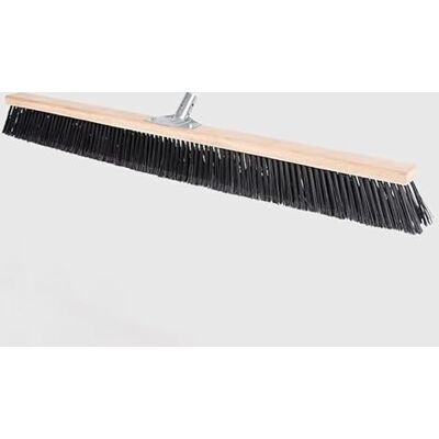 La Briantina Escoba Industrial 100 cm, tablilla de Haya e injerto Mango de Hierro galvanizado, Fibras emplumadas de PVC Negro La Briantina Escoba Industrial 100 cm, tablilla de Haya e injerto Mango de Hierro galvanizado, Fibras emplumadas de PVC Negro