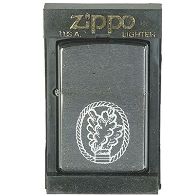 Zippo Mechero Tropas de Cazadores del ejército alemán, Cromo Pulido, Lustre, Recargable, Reutilizable, diseño Resistente al Viento, Caja de Regalo, Fabricado en Estados Unidos Zippo Mechero Tropas de Cazadores del ejército alemán, Cromo Pulido, Lustre, Recargable, Reutilizable, diseño Resistente al Viento, Caja de Regalo, Fabricado en Estados Unidos