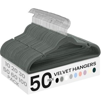 SONGMICS Perchas de Terciopelo, Paquete de 50 Perchas Antideslizantes, con Muescas en los Hombros, Barra para Pantalones, Gancho Giratorio de 360°, Ahorro de Espacio, para Armario, Color Gris SONGMICS Perchas de Terciopelo, Paquete de 50 Perchas Antideslizantes, con Muescas en los Hombros, Barra para Pantalones, Gancho Giratorio de 360°, Ahorro de Espacio, para Armario, Color Gris