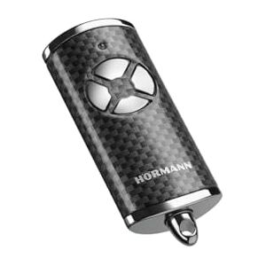 Hörmann HSE HSE 4 BS Transmisor manual (frecuencia 868 MHz, carbono brillante, accionamiento para puerta de garaje con tapas cromadas, pilas, 28 x 70 x 14 mm, incluye llavero) Hörmann HSE HSE 4 BS Transmisor manual (frecuencia 868 MHz, carbono brillante, accionamiento para puerta de garaje con tapas cromadas, pilas, 28 x 70 x 14 mm, incluye llavero)