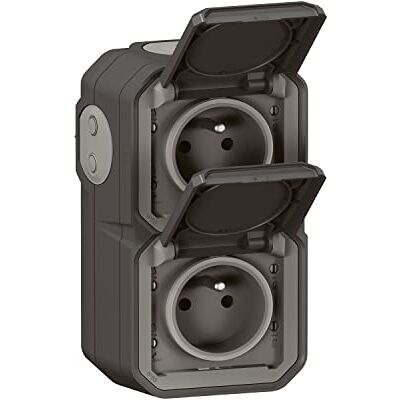 Legrand – Toma impermeable doble IP55 con tierra Plexo, toma 2P+T 16A completa con persiana, para colocación en aparente, montaje vertical – Fabricado en Francia – Antracita Legrand – Toma impermeable doble IP55 con tierra Plexo, toma 2P+T 16A completa con persiana, para colocación en aparente, montaje vertical – Fabricado en Francia – Antracita