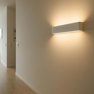 LED ATOMANT Aplique de Pared LED Blanco 41CM 7W Color Luz Calida Color Blanco Calido 3000K, Uso horizontal o vertical, Apto para exterior e interior, Diseño moderno y resistente LED ATOMANT Aplique de Pared LED Blanco 41CM 7W Color Luz Calida Color Blanco Calido 3000K, Uso horizontal o vertical, Apto para exterior e interior, Diseño moderno y resistente