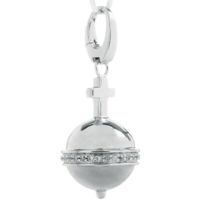 Carlo Monti Dije de Plata de Ley con circonita Carlo Monti Dije de Plata de Ley con circonita