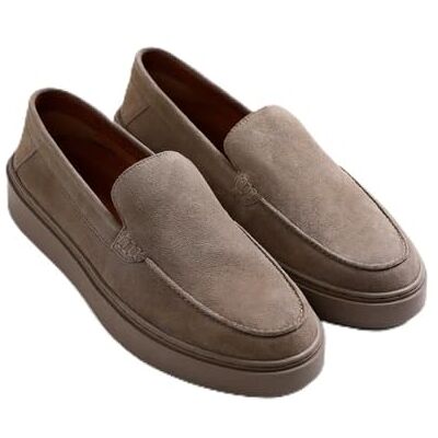 GIOSEPPO LAOAG Mocasines de Piel en Acabado Serraje con Plantilla Extraíble, Suela Flexible de TPR, Forro de Piel y Algodón, Altura Plataforma 3 cm, Color Taupé, Talla 42 GIOSEPPO LAOAG Mocasines de Piel en Acabado Serraje con Plantilla Extraíble, Suela Flexible de TPR, Forro de Piel y Algodón, Altura Plataforma 3 cm, Color Taupé, Talla 42