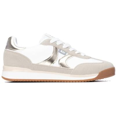 XTI Zapatilla Mujer Oro Calzado Cómodo y Versátil Moda Casual Modelo 06 (Talla 40) XTI Zapatilla Mujer Oro Calzado Cómodo y Versátil Moda Casual Modelo 06 (Talla 40)