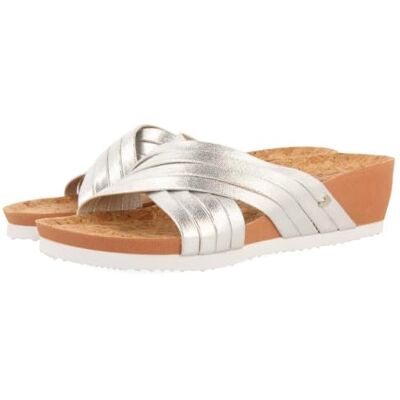 GIOSEPPO Chanclas con CUÑA Y Tiras Plateadas para Mujer BREAGE GIOSEPPO Chanclas con CUÑA Y Tiras Plateadas para Mujer BREAGE