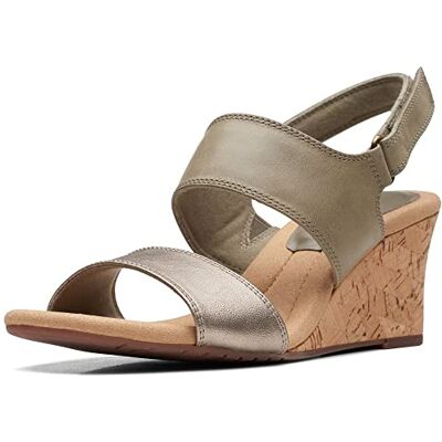 Clarks Sandalias de cuña Kyarra Faye para mujer, Olive Leather, 36 EU Clarks Sandalias de cuña Kyarra Faye para mujer, Olive Leather, 36 EU