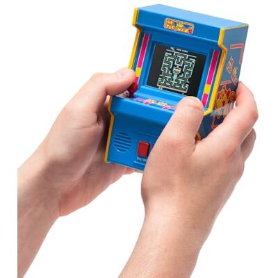 ARCADE CLASSICS Basic Fun Mini Ms. Pac-Man – Juego portátil Retro con Joystick, Pantalla a Color y Sonidos auténticos – para Fans y coleccionistas ARCADE CLASSICS Basic Fun Mini Ms. Pac-Man – Juego portátil Retro con Joystick, Pantalla a Color y Sonidos auténticos – para Fans y coleccionistas