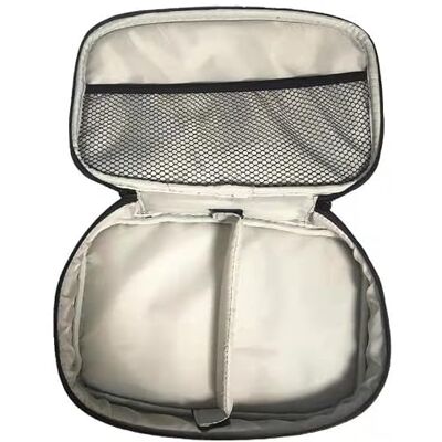 Desconocido Estuche de transporte para controlador Bolsa de almacenamiento para controlador de juegos, bolso de viaje con capacidad para 2 Gamepads, con bolsillo de malla para enchufes y cables Desconocido Estuche de transporte para controlador Bolsa de almacenamiento para controlador de juegos, bolso de viaje con capacidad para 2 Gamepads, con bolsillo de malla para enchufes y cables