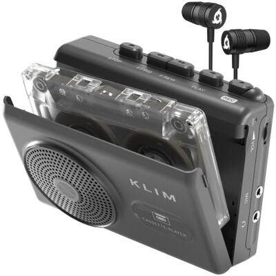 KLIM K9 Reproductor Cassette con Auriculares F1, Altavoz y Micrófono Integrados Grabadora Integrada para Grabar tu Voz, Parada Automática que Protege las Cintas, Funciona con Pilas o Adaptador AC, Negro KLIM K9 Reproductor Cassette con Auriculares F1, Altavoz y Micrófono Integrados Grabadora Integrada para Grabar tu Voz, Parada Automática que Protege las Cintas, Funciona con Pilas o Adaptador AC, Negro