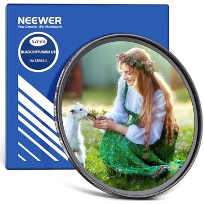 NEEWER 52mm Difusión Negra 1/8 Filtro Niebla Filtro Efecto Cinemático Suave Ensueño Ultra Delgado Vidrio Óptico Resistente a Agua Arañazos Múltiples Nano Recubrimientos para Video/Vlog/Foto Retrato NEEWER 52mm Difusión Negra 1/8 Filtro Niebla Filtro Efecto Cinemático Suave Ensueño Ultra Delgado Vidrio Óptico Resistente a Agua Arañazos Múltiples Nano Recubrimientos para Video/Vlog/Foto Retrato