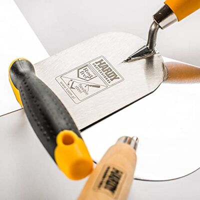 HARDY WORKING TOOLS : paleta de 16x11 cm serie 28 de acero inoxidable. Modelo dentado de 8x8 mm con mango ergonómico para aplicar yeso, enlucido, adhesivos y masillas en trabajos de albañilería. HARDY WORKING TOOLS : paleta de 16x11 cm serie 28 de acero inoxidable. Modelo dentado de 8x8 mm con mango ergonómico para aplicar yeso, enlucido, adhesivos y masillas en trabajos de albañilería.
