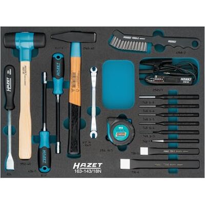 Hazet set universal , 18 piezas, incl cincel, destornillador, rascador, martillo, rodillo de cinta métrica, set de electrónica y cepillo para pinzas de freno Hazet set universal , 18 piezas, incl cincel, destornillador, rascador, martillo, rodillo de cinta métrica, set de electrónica y cepillo para pinzas de freno