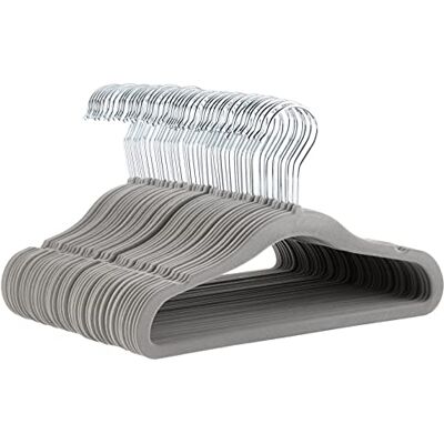 Amazon Basics Perchas de terciopelo antideslizante para niños y bebés, 29,46 cm, paquete de 50, Gris Amazon Basics Perchas de terciopelo antideslizante para niños y bebés, 29,46 cm, paquete de 50, Gris