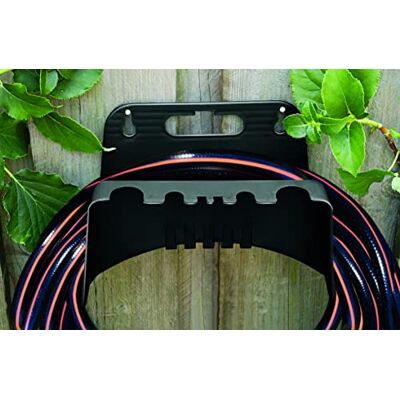 Black & Decker Soporte de Pared para Manguera de jardín de hasta 15 Metros, 23 x 16 x 15 cm, Color Negro Black & Decker Soporte de Pared para Manguera de jardín de hasta 15 Metros, 23 x 16 x 15 cm, Color Negro