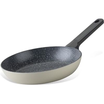 Fackelmann Balance Sartén 20 cm, Reciclada de Aluminio con Revestimiento Antiadherente de Cerámica, Apta para Todo Tipo de Cocinas, Incluyendo Inducción, Color Blanco Fackelmann Balance Sartén 20 cm, Reciclada de Aluminio con Revestimiento Antiadherente de Cerámica, Apta para Todo Tipo de Cocinas, Incluyendo Inducción, Color Blanco