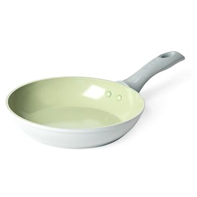 Salter Earth Sartén de 20cm Revestimiento Cerámico Antiadherente Saludable, Sin PFAS, Para Inducción, Aluminio, Para Huevos, Fácil Limpieza, Sin PFOA/PTFE, Mango que no Calienta, Verde/Gris Salter Earth Sartén de 20cm Revestimiento Cerámico Antiadherente Saludable, Sin PFAS, Para Inducción, Aluminio, Para Huevos, Fácil Limpieza, Sin PFOA/PTFE, Mango que no Calienta, Verde/Gris