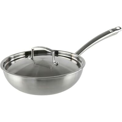 KAMBERG 008280 – Wok Ø24 cm de acero inoxidable 18/10 Triply – Sin PFAS – Tapa incluida – Todos los fuegos incluidos inducción y horno – , gris KAMBERG 008280 – Wok Ø24 cm de acero inoxidable 18/10 Triply – Sin PFAS – Tapa incluida – Todos los fuegos incluidos inducción y horno – , gris