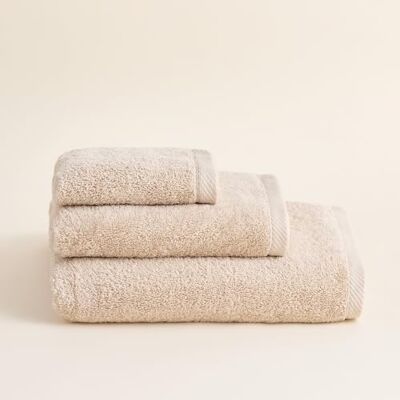 BOHEME Juego de 3 Toallas Serenity Natural con Toalla de Ducha BOHEME Juego de 3 Toallas Serenity Natural con Toalla de Ducha