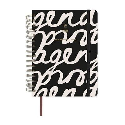 UO Agenda Anual 2026 Noire Día Página: Empieza en enero de 2026 y Acaba en diciembre de 2026, Tapa Dura, con 127 Stickers, Goma elástica y Cinta de Registro, Negro UO Agenda Anual 2026 Noire Día Página: Empieza en enero de 2026 y Acaba en diciembre de 2026, Tapa Dura, con 127 Stickers, Goma elástica y Cinta de Registro, Negro