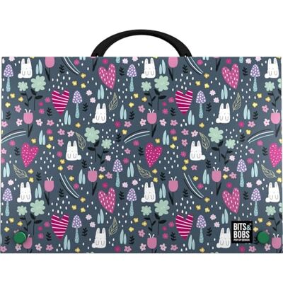 Grafoplas Maletin Escolar con Asa y Cierre de Broche, Tamaño Folio, 24,5x34,5x4 cm, Polipropileno, Park Bits & Bobs, Perfecto para tus Clases Extra Escolares Grafoplas Maletin Escolar con Asa y Cierre de Broche, Tamaño Folio, 24,5x34,5x4 cm, Polipropileno, Park Bits & Bobs, Perfecto para tus Clases Extra Escolares