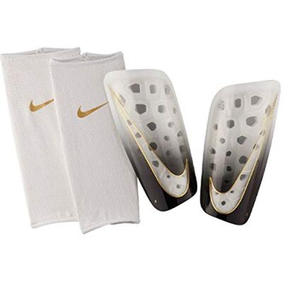 Nike NK Merc LT GRD Shin Guards, Unisex Adulto, White/Black/mtlc Vivid Gold/WH, M Nike NK Merc LT GRD Shin Guards, Unisex Adulto, White/Black/mtlc Vivid Gold/WH, M