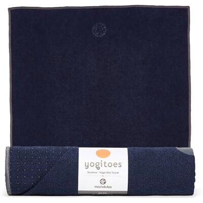 Manduka Yogitoes Toalla de Yoga para Esterilla, Antideslizante y de Secado rápido para Yoga Caliente con Puntos de Agarre Inferiores de Goma, Delgada y Ligera, 71 Pulgadas, Medianoche Manduka Yogitoes Toalla de Yoga para Esterilla, Antideslizante y de Secado rápido para Yoga Caliente con Puntos de Agarre Inferiores de Goma, Delgada y Ligera, 71 Pulgadas, Medianoche