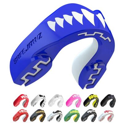 SAFEJAWZ Protector bucal adultos y niños para todos los deportes de contacto, incluidos rugby, MMA, artes marciales de kickboxing, judo, hockey y boxeo (Shark, Adulto (12+ Años)) SAFEJAWZ Protector bucal adultos y niños para todos los deportes de contacto, incluidos rugby, MMA, artes marciales de kickboxing, judo, hockey y boxeo (Shark, Adulto (12+ Años))