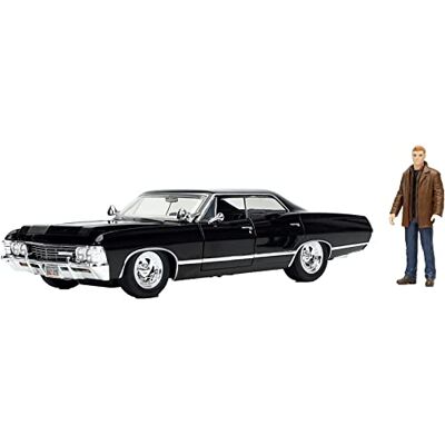 Jada Toys, Coche Chevy Impala Sport Sedán de Sobrenatural, Escala 1:24, con Figura de Dean, A Partir de 8 Años, Color Cranberry Jada Toys, Coche Chevy Impala Sport Sedán de Sobrenatural, Escala 1:24, con Figura de Dean, A Partir de 8 Años, Color Cranberry