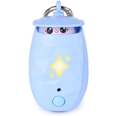 Peekimo Boo Mascota Interactiva Azul +100 Sonidos y Reacciones +5 Años Boo es una mascota interactiva con más de 100 sonidos y reacciones. Cuídala, juega y llévala contigo desde 5 años. Peekimo Boo Mascota Interactiva Azul +100 Sonidos y Reacciones +5 Años Boo es una mascota interactiva con más de 100 sonidos y reacciones. Cuídala, juega y llévala contigo desde 5 años.