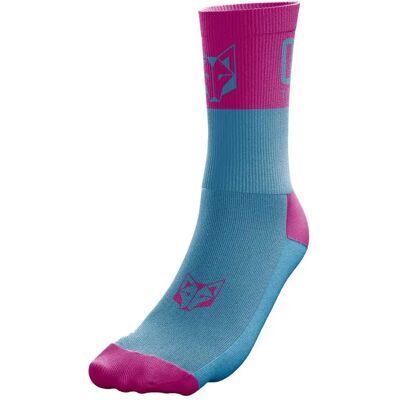Otso Calcetines Multi-sport Medium Cut Light Blue/fluo Pink Light Blue / Fluo Pink EU 35-39 Otso Calcetines Multi-sport Medium Cut Light Blue/fluo Pink Light Blue / Fluo Pink EU 35-39