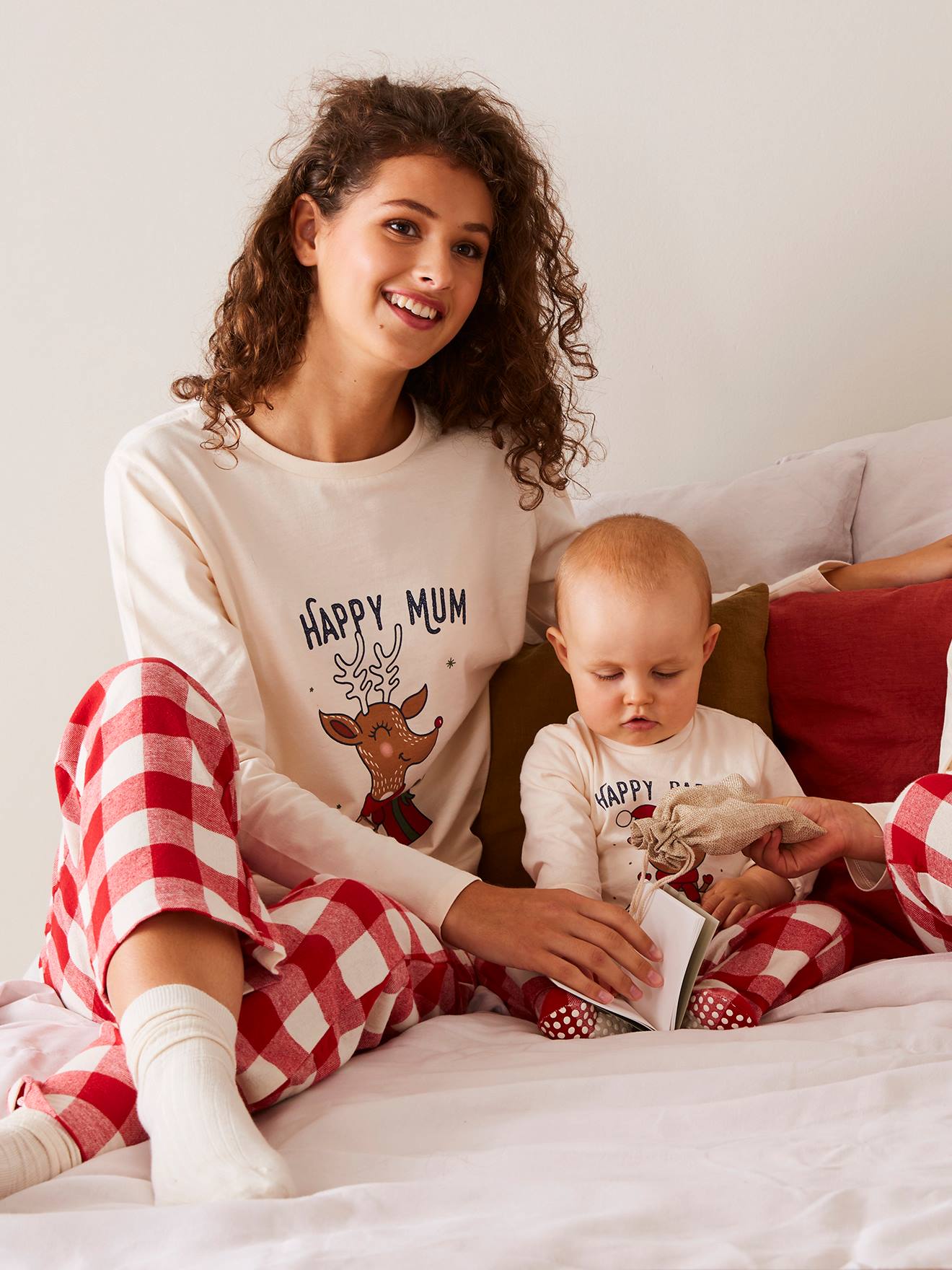 VERTBAUDET Pijama navideño mujer colección cápsula "Happy Family" crudo