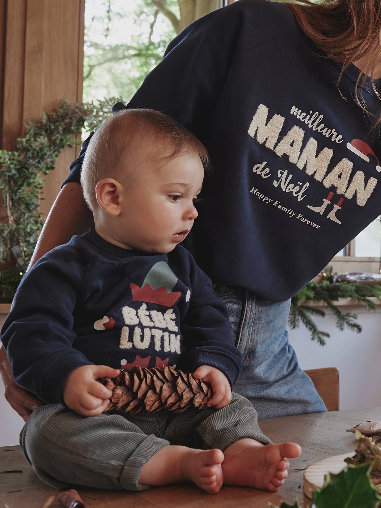 VERTBAUDET Sudadera de Navidad para bebé de la colección cápsula «Happy Family Forever» azul marino