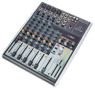 Behringer Xenyx 1204USB