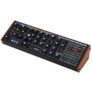 Behringer Model 15 Behringer Model 15