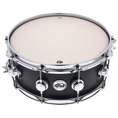 DW Satin Oil 14"x5,5 Ebony Snare Ebony DW Satin Oil 14"x5,5 Ebony Snare Ebony