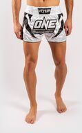 Venum x One FC  -Muay thai shortsit Valko/Musta Venum x One FC  -Muay thai shortsit Valko/Musta