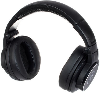 Mackie MC-150 Mackie MC-150