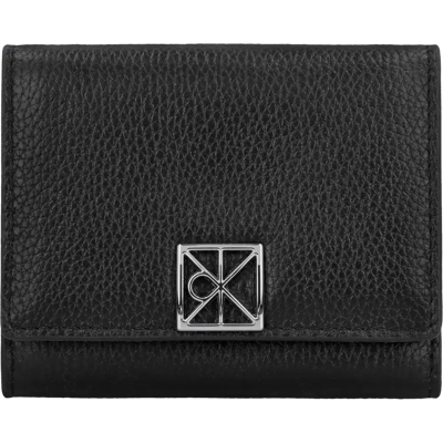 Calvin Emblem hw pebble trifold lompakko - Size: One size Calvin Emblem hw pebble trifold lompakko - Size: One size
