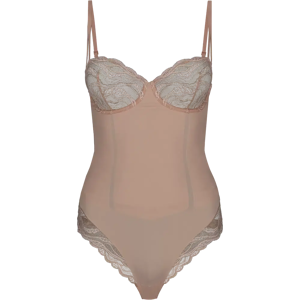 Calvin Body sensual lace QF80027 - Naiset - Size: M Calvin Body sensual lace QF80027 - Naiset - Size: M