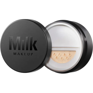 Milk Makeup Pore Eclipse Light Powder - Läpinäkyvä irtopuuteri Milk Makeup Pore Eclipse Light Powder - Läpinäkyvä irtopuuteri